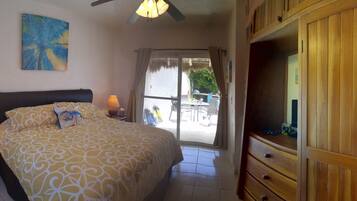 2 chambres, coffres-forts dans les chambres, fer et planche Ă repasser