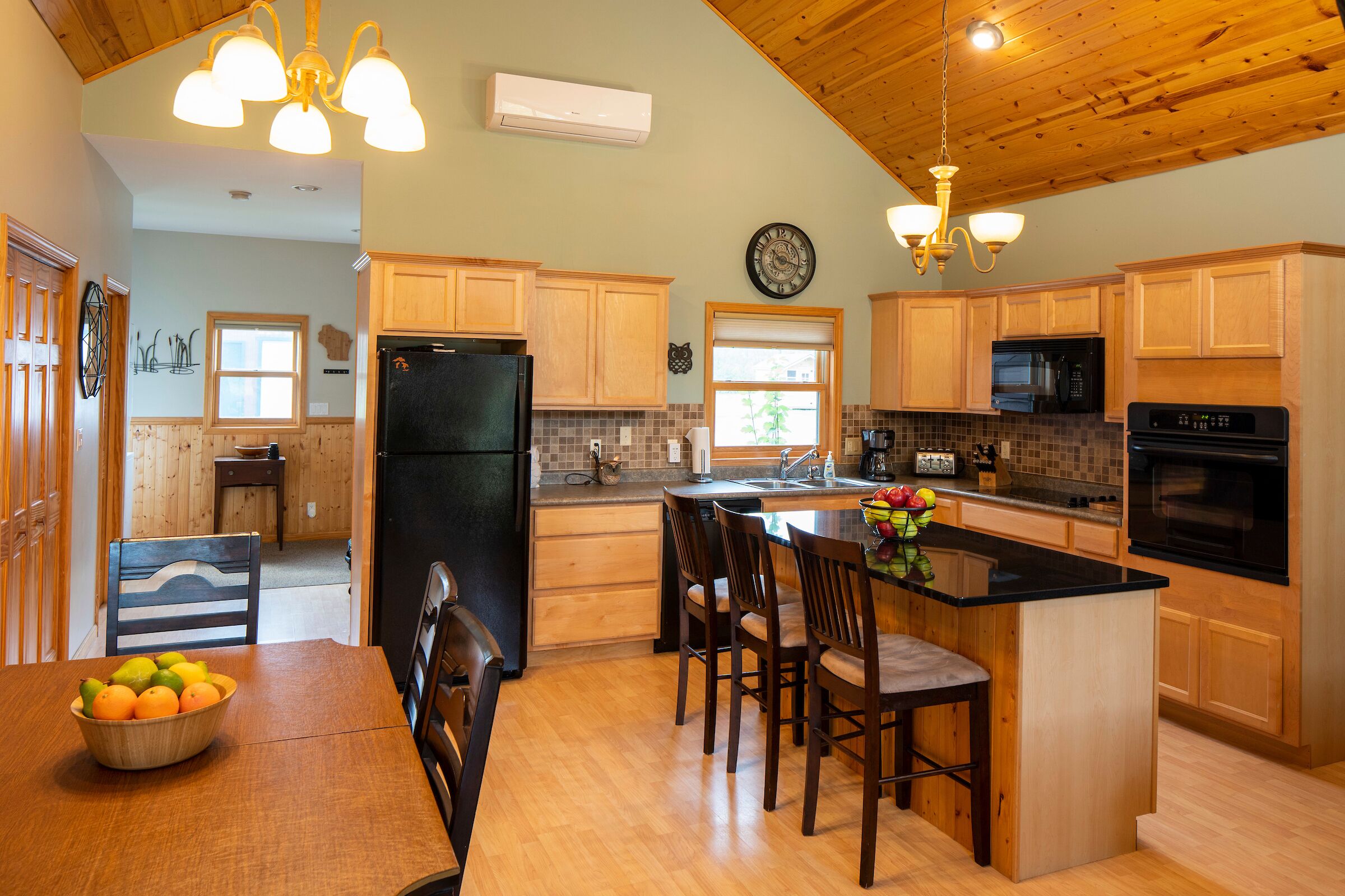 Beautiful Riverside Property!