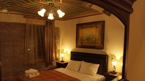 Phòng đôi | Phòng cách âm, nôi (giường cho trẻ sơ sinh) miễn phí, bộ trải giường 