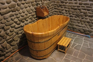 Cabana (Emerald Suite Stone) | Banheira de imersão