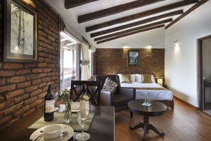 Classic Penthouse, 1 Queen Bed, Courtyard View | In-room dining - Hotel Patan House (Lalitpur)