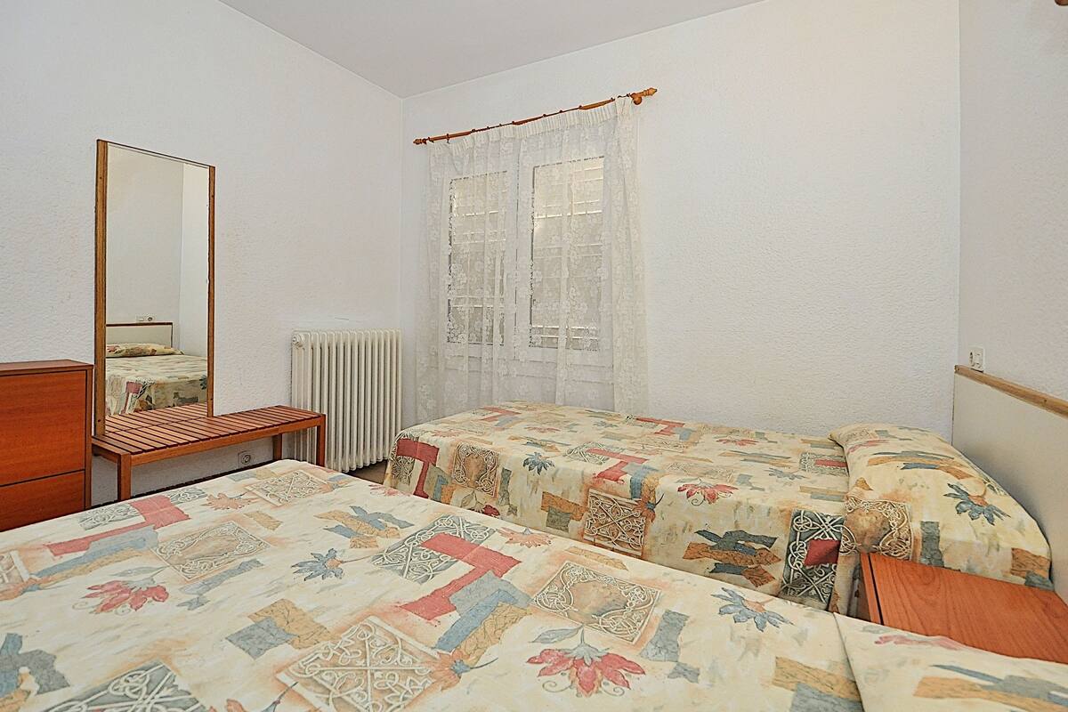 Apartamento, 1 habitación, vistas a la ciudad | 1 dormitorio, cunas (de pago), wifi gratis