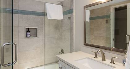 Gorgeous Remodeled Seascape Resort Large 1 Bedroom