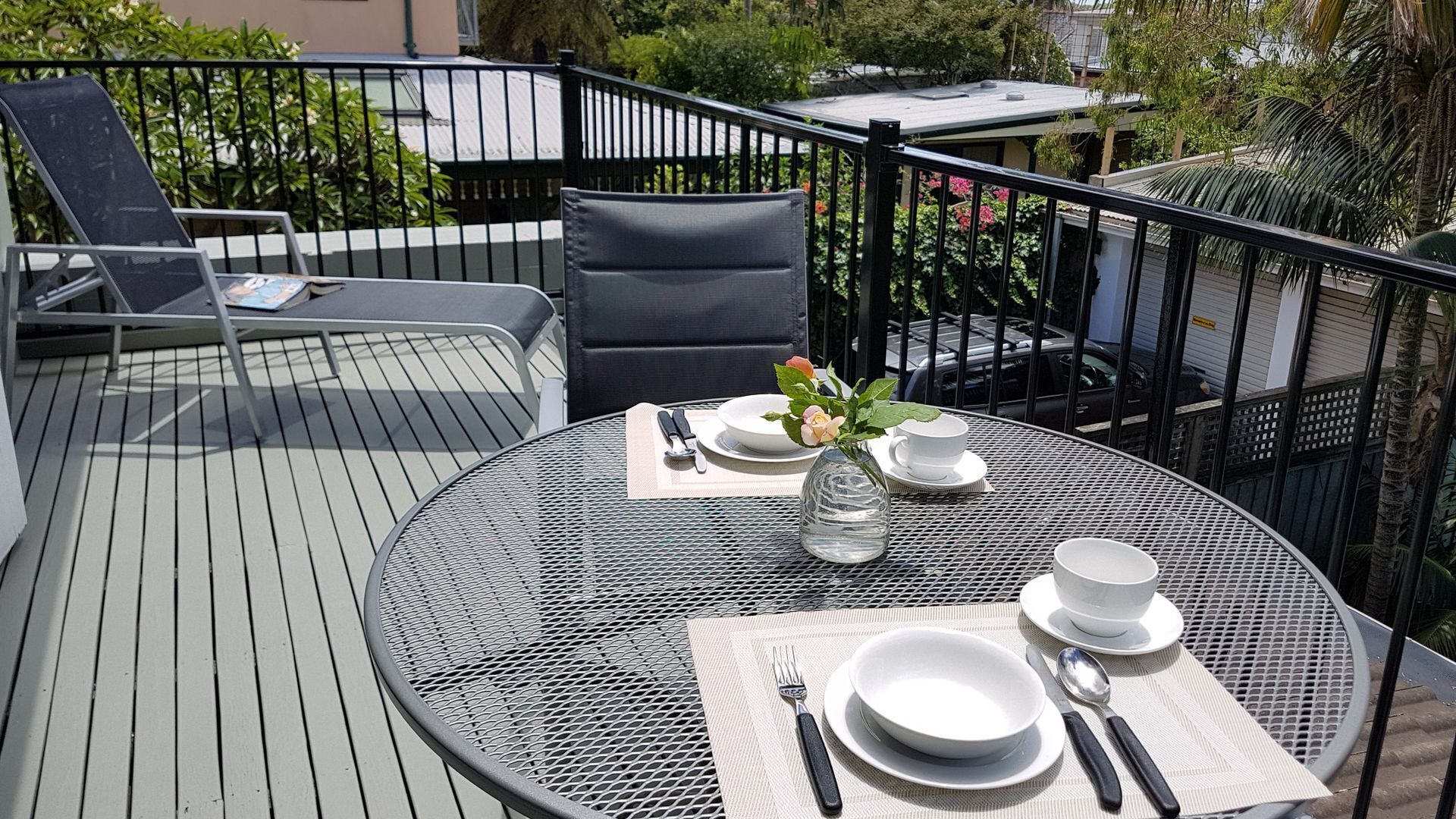 Self Contained Unit Within Elegant Randwick Home — image 11