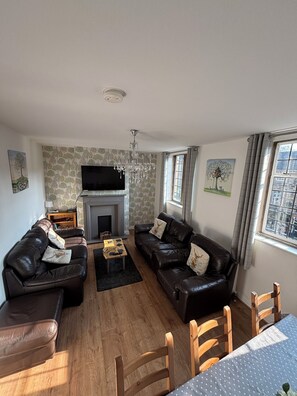 Smart TV, DVD player