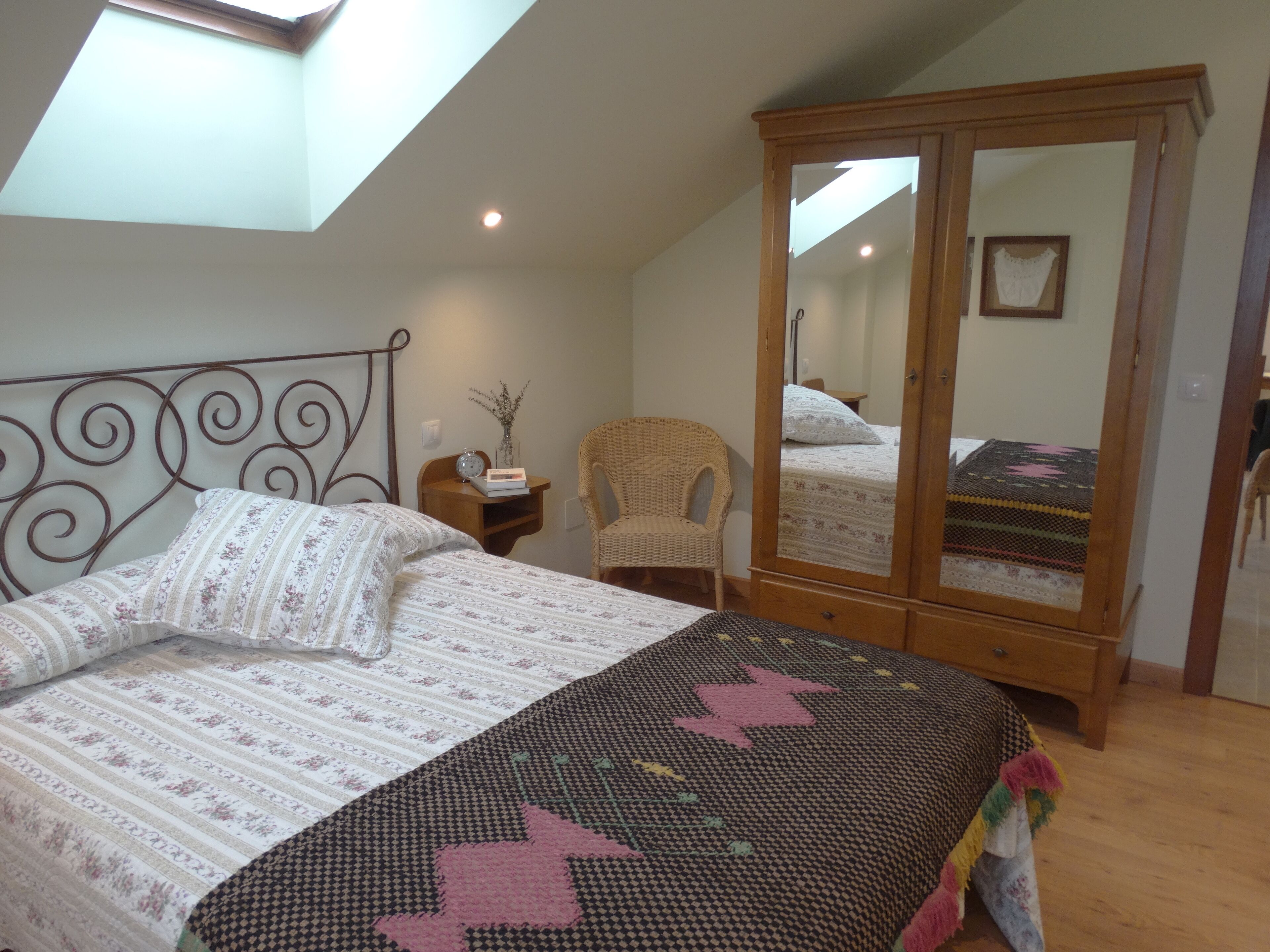 Paderne's Cross - Oak