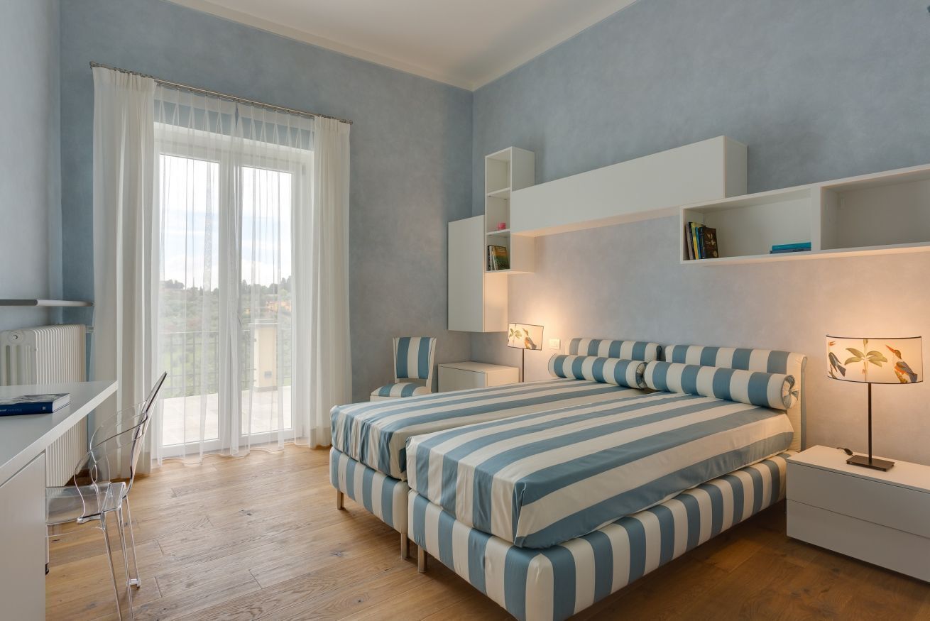 4 Schlafzimmer, Bügeleisen/Bügelbrett, WLAN