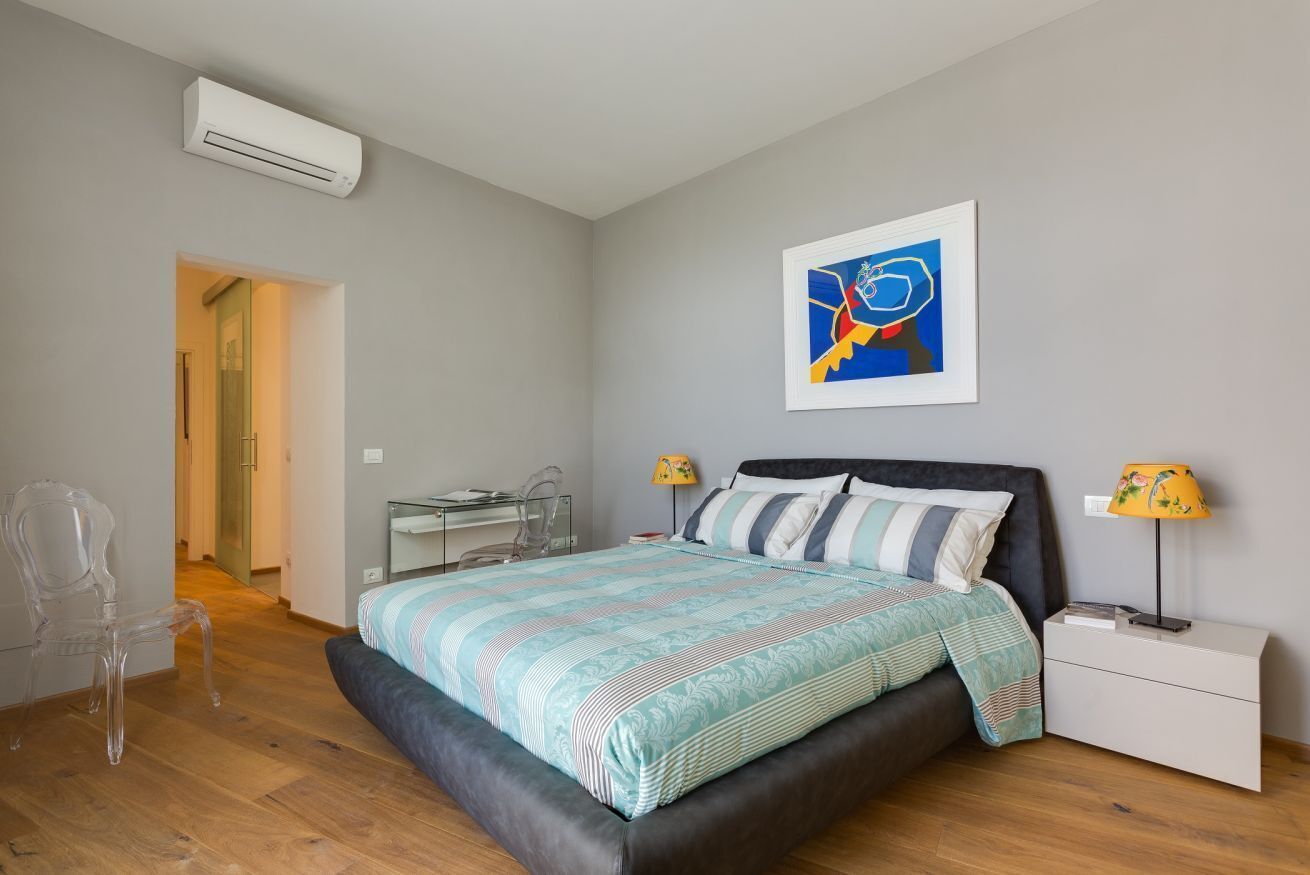 4 bedrooms, iron/ironing board, WiFi