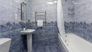 Phòng đôi Tiêu chuẩn, phòng tắm riêng | Tiện nghi phòng tắm
