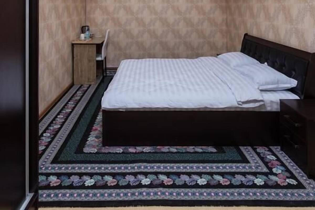 Standard Double Room, Private Bathroom | Soundproofing, WiFi (free), bed sheets