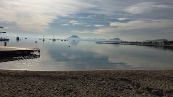 Vlak bij het strand