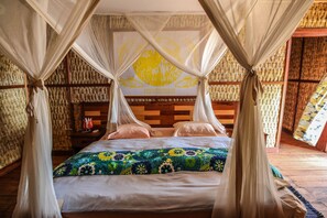 Villa, 3 Bedrooms, Non Smoking | Premium bedding, minibar, in-room safe, individually decorated