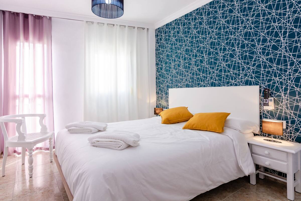 204 - Habitación Estándar tranquila y amplia cama 150 cm | 客房內保險箱、熨斗/熨衣板、折疊床/加床、免費無線上網