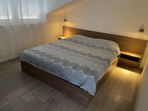 1 chambre, fer et planche à repasser, Wi-Fi gratuit, draps fournis