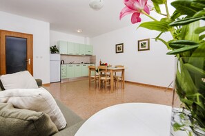 Apartment, 2 Bedrooms, Balcony (A5) | Premium bedding, in-room safe, desk, laptop workspace - Apartments Bella (Rovinj)