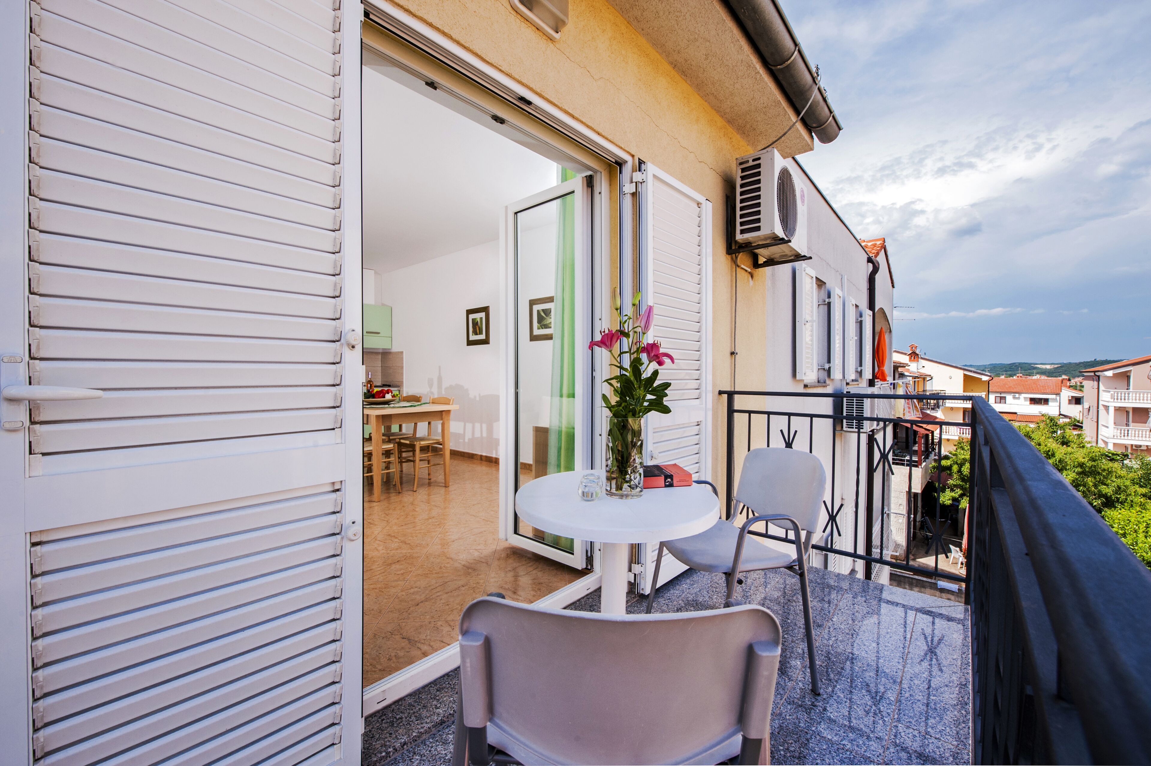 إطلالة من الشرفة