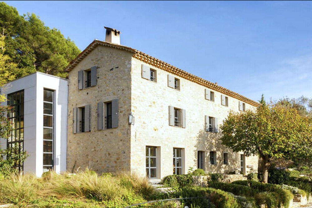 "BRAMAFAM"LUXE PROPERTY. 2Hectar garden. CLOSE TO CANNES/VALBONNE.VAT INCLUDED !