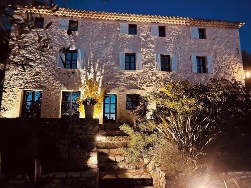 BRAMAFAM ESTATE. RARE LUXE & COSY PROPERTY. Close to Valbonne/Cannes/Mougins.