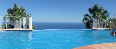 Piscina all'aperto