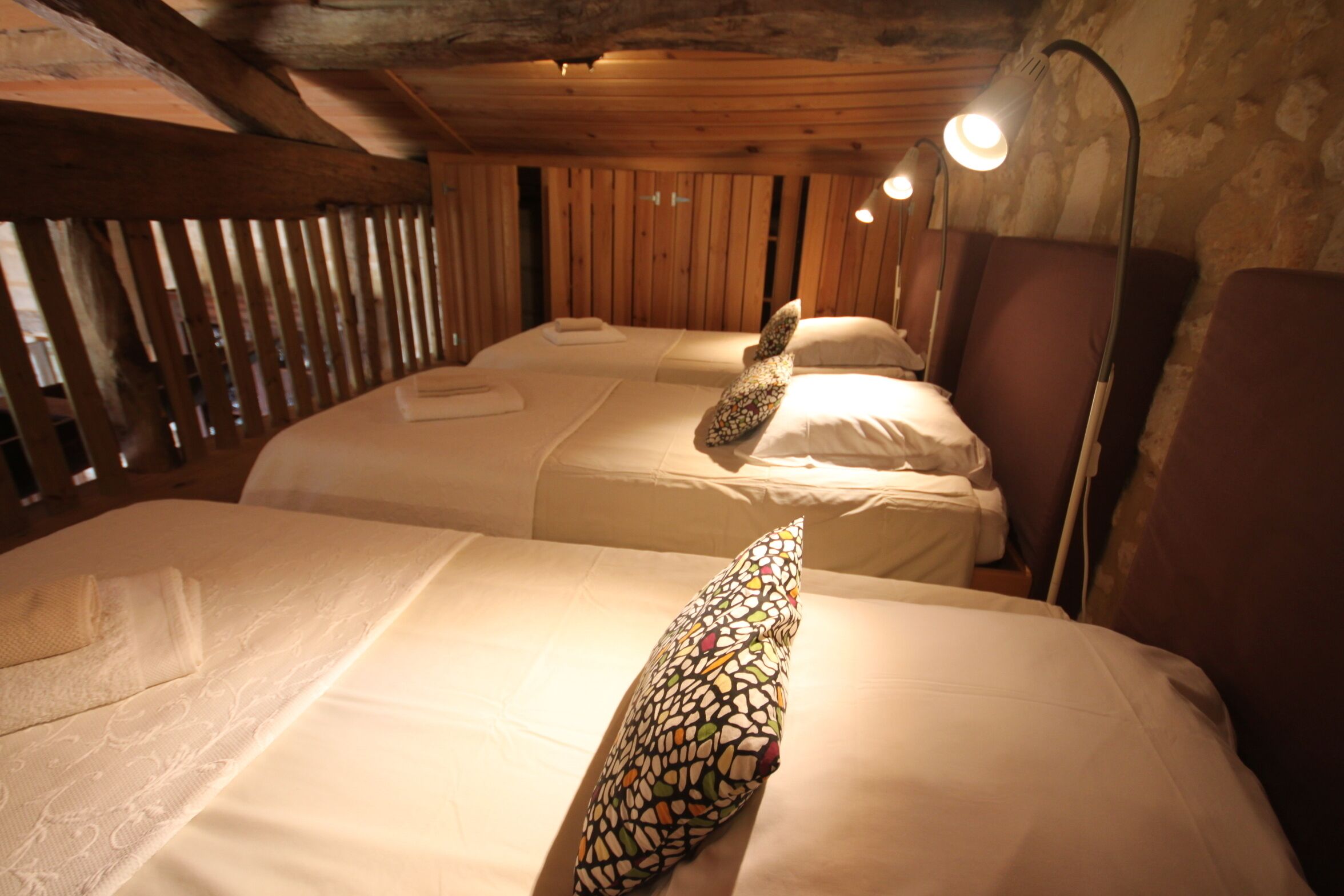 7 Schlafzimmer, Bügeleisen/Bügelbrett, kostenloses WLAN, Bettwäsche