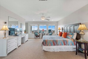 3 bedrooms, iron/ironing board, free WiFi, bed sheets - Sea Hawk-Gulf Front Home. Sleeps 10 (Navarre)
