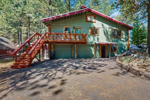 Exterior - Large private home with wood stove & fireplace - near McCall & lake (McCall)