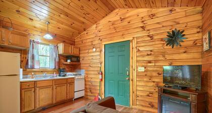 Blue Rose Cabins - Cozy Cabin