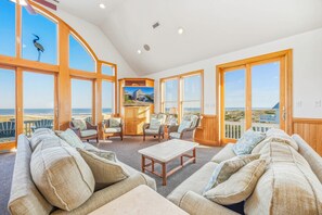 TV, DVD player, books, stereo