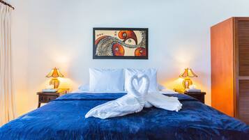 1 bedroom, in-room safe, iron/ironing board, travel cot
