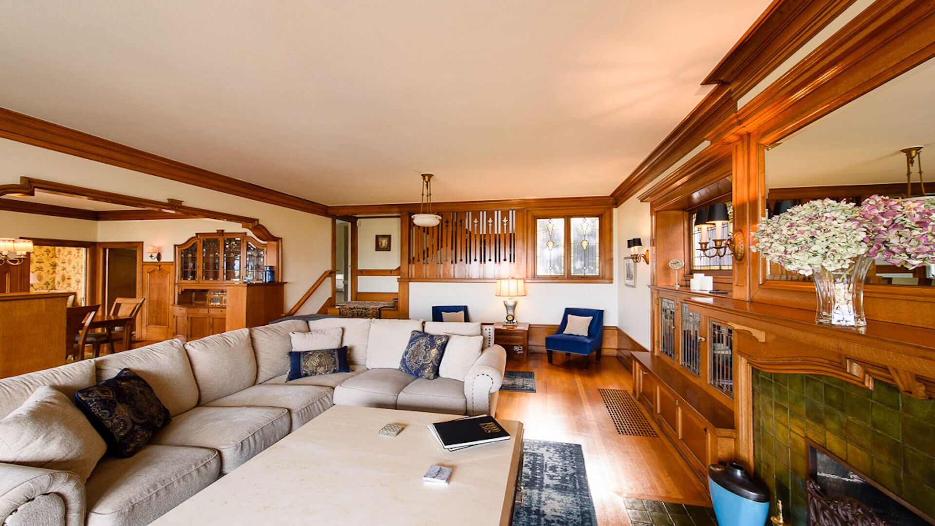 Historic Architectural Craftsman, exceptional views of city and Mtns.