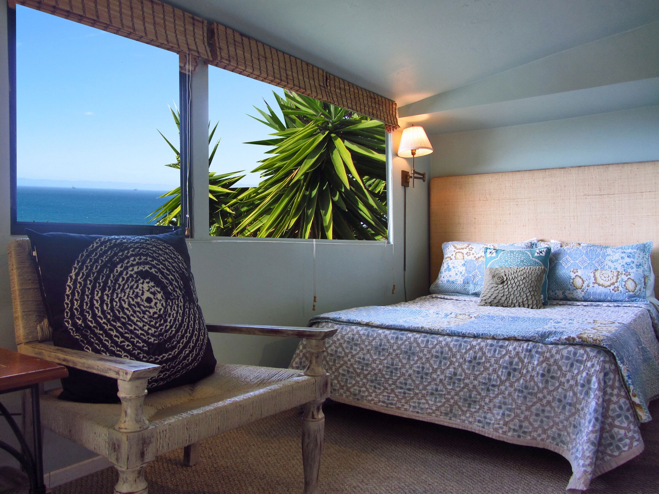 Charming Summerland Beach Cottage with Ocean View...walk to town and beach!