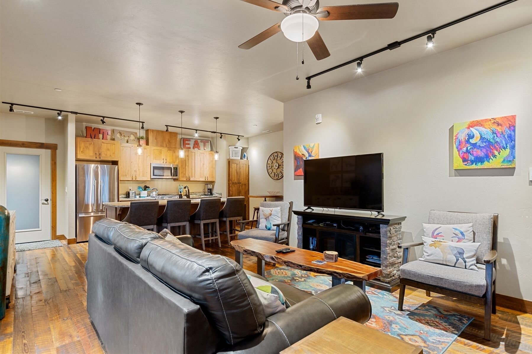 Baker Loft 301 - Downtown Condo! Walking distance to all of the shops, & more!