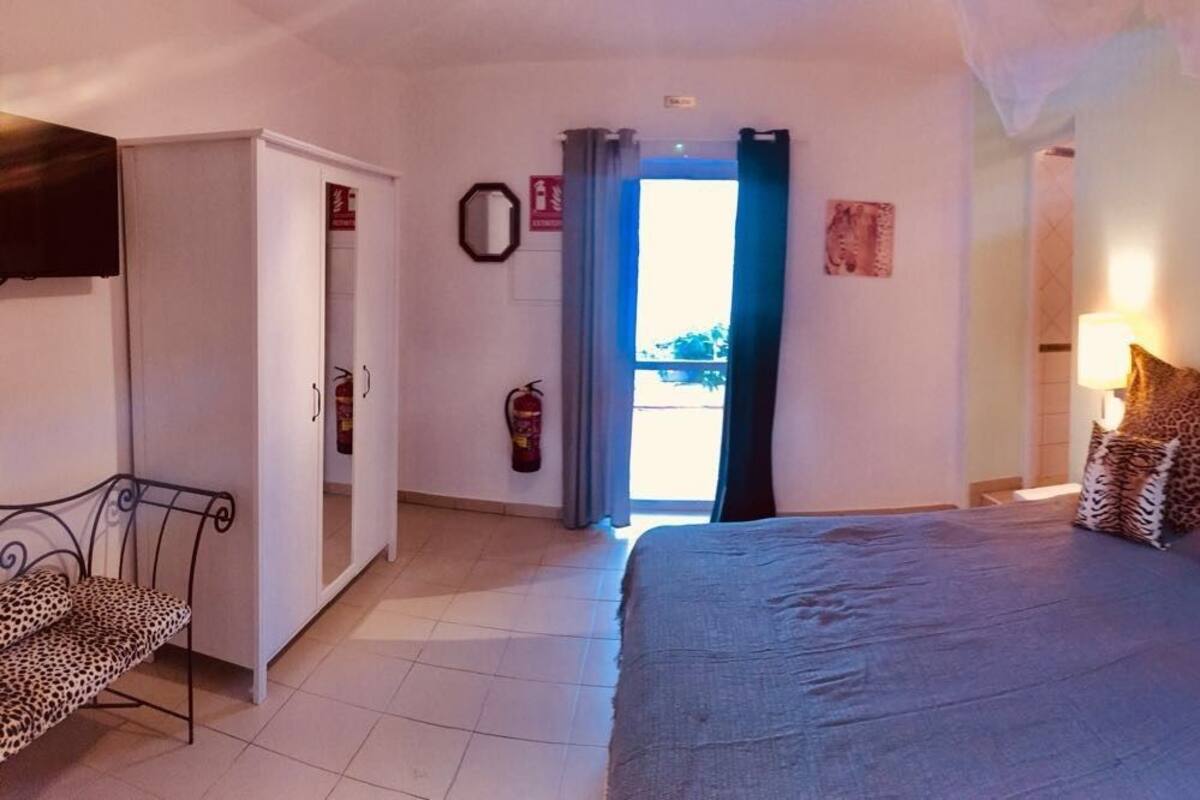 Bungalow (3 people) | In-room safe, rollaway beds, individually decorated