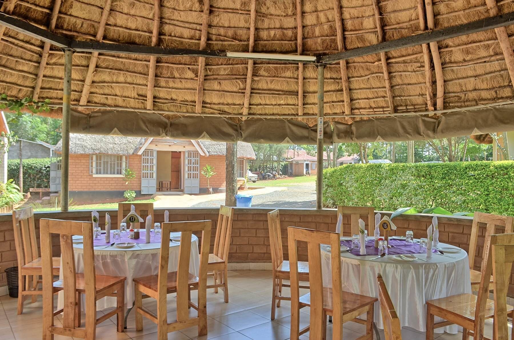 Breakfast, lunch and dinner served