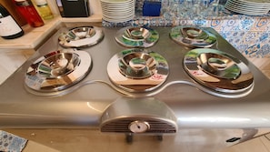 Dîner et souper servis sur place