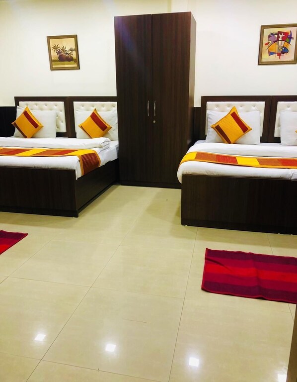 Desk, iron/ironing board, rollaway beds, free WiFi