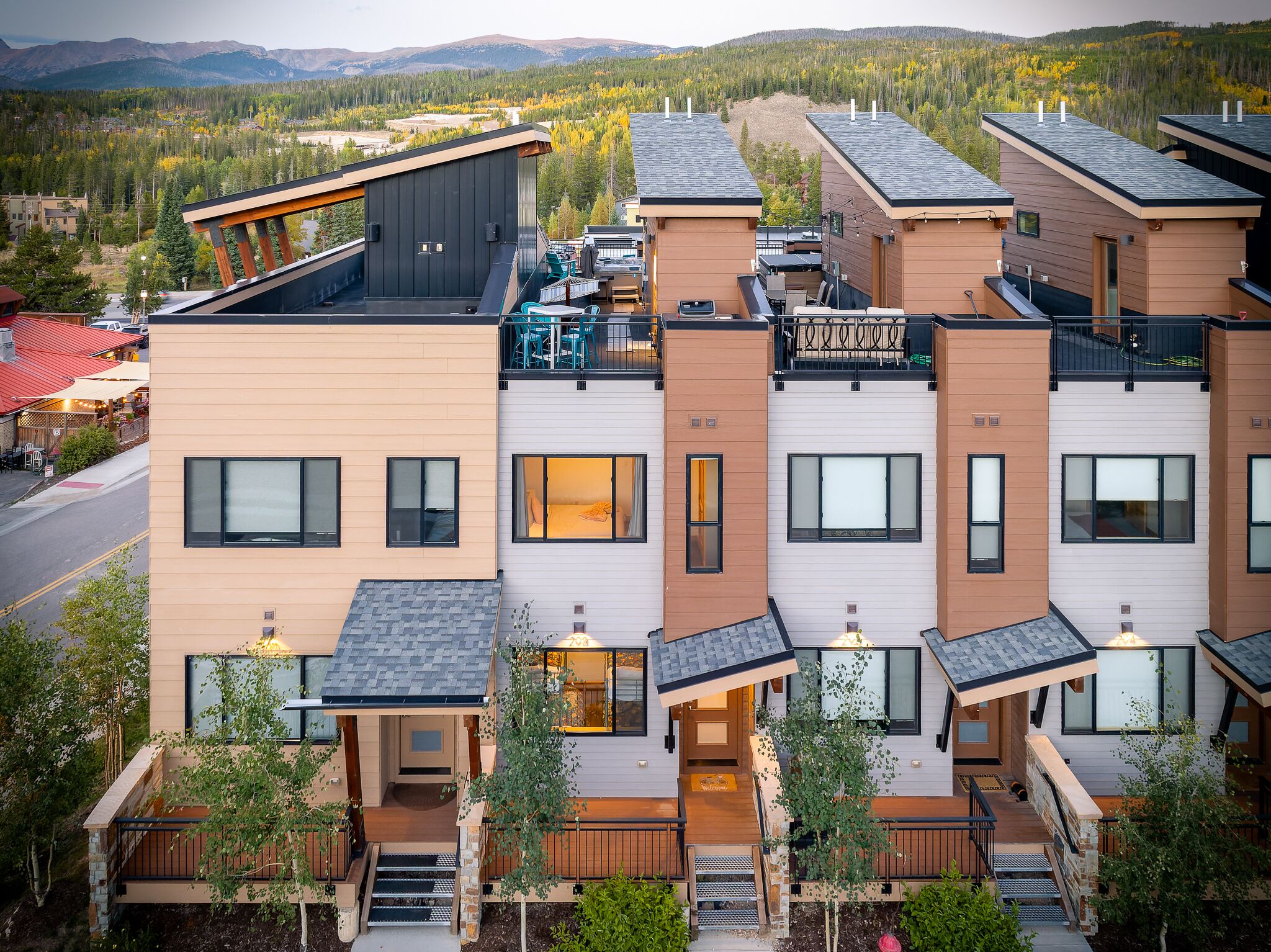 New Luxury Villa 298 / Rooftop Hot Tub / Great Views / Best Price - $500 FREE Activities Daily