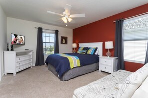 5 bedrooms, iron/ironing board, WiFi, bed sheets