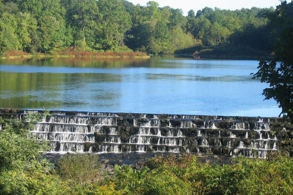 Waterfall View (3 5 Bedrooms Have This View)