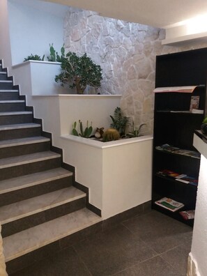 Reception - B&B La Grotta (Nicolosi)