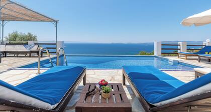 Villa Kalyves Armenopetra - Beautiful Pool - Amazing Sea Views -Walk to Beaches