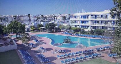 Beautiful luxury apartment situated on the Marina de Lagos