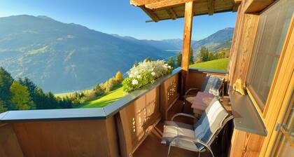 ♥ Direkt im Ski- und Wandergebiet der Zillertal Arena ♥