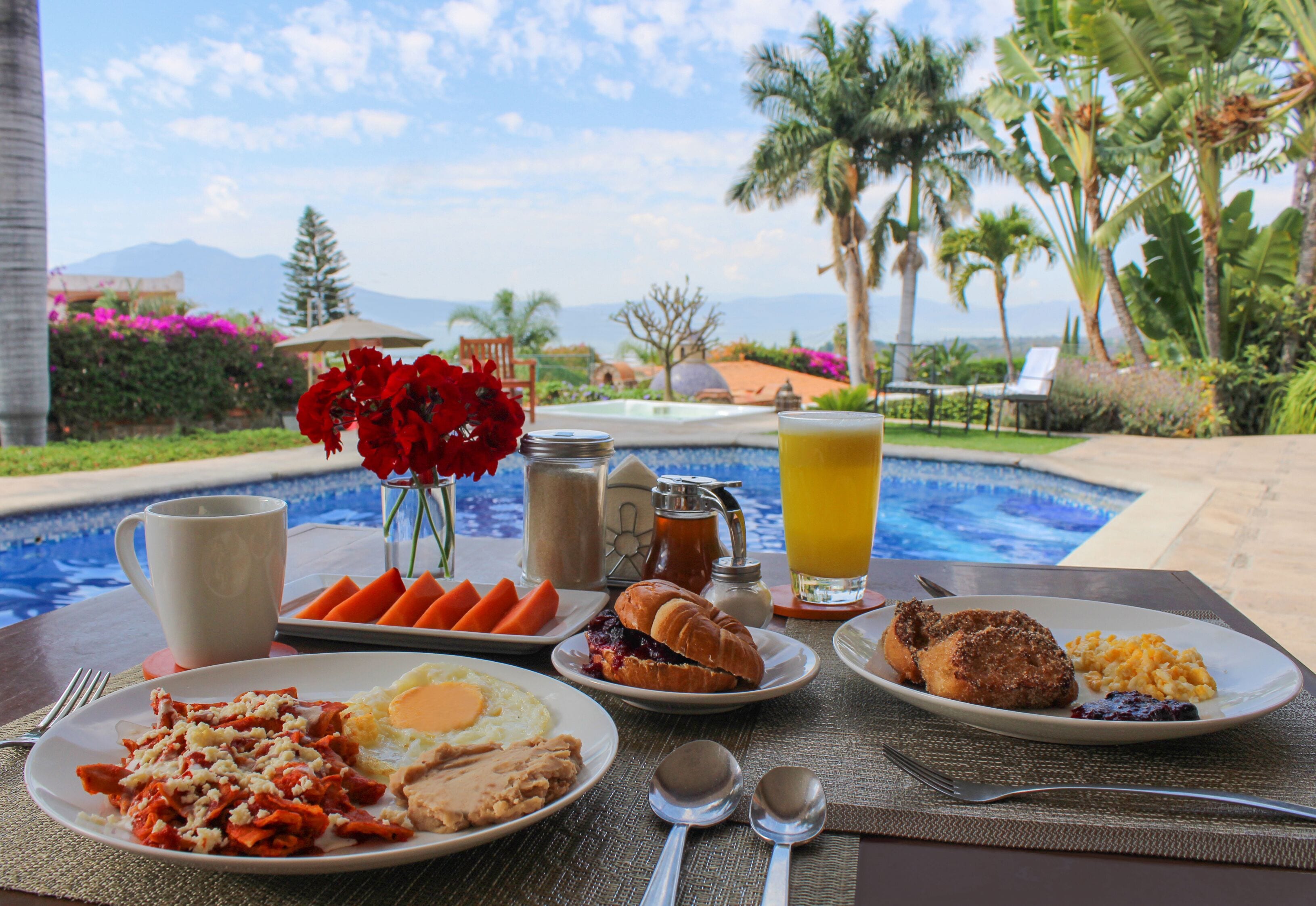 Desayuno todos los días (con cargo) 