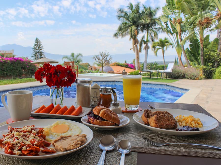 Daily breakfast for a fee