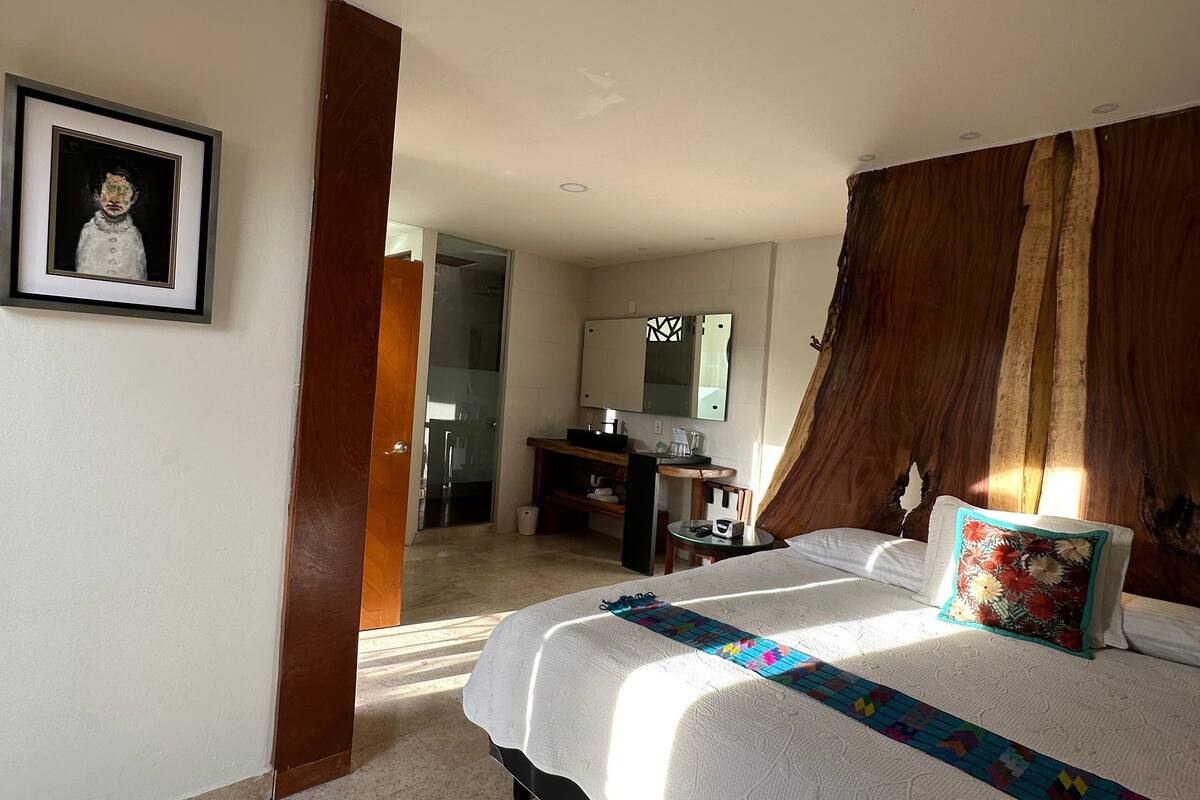 Deluxe Studio Suite