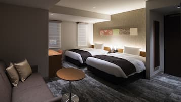 Desk, soundproofing, iron/ironing board, free WiFi