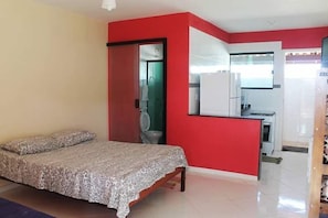 Basic Double or Twin Room, 1 Double Bed, Non Smoking | Free WiFi, bed sheets - Residencial Geriba (Búzios)