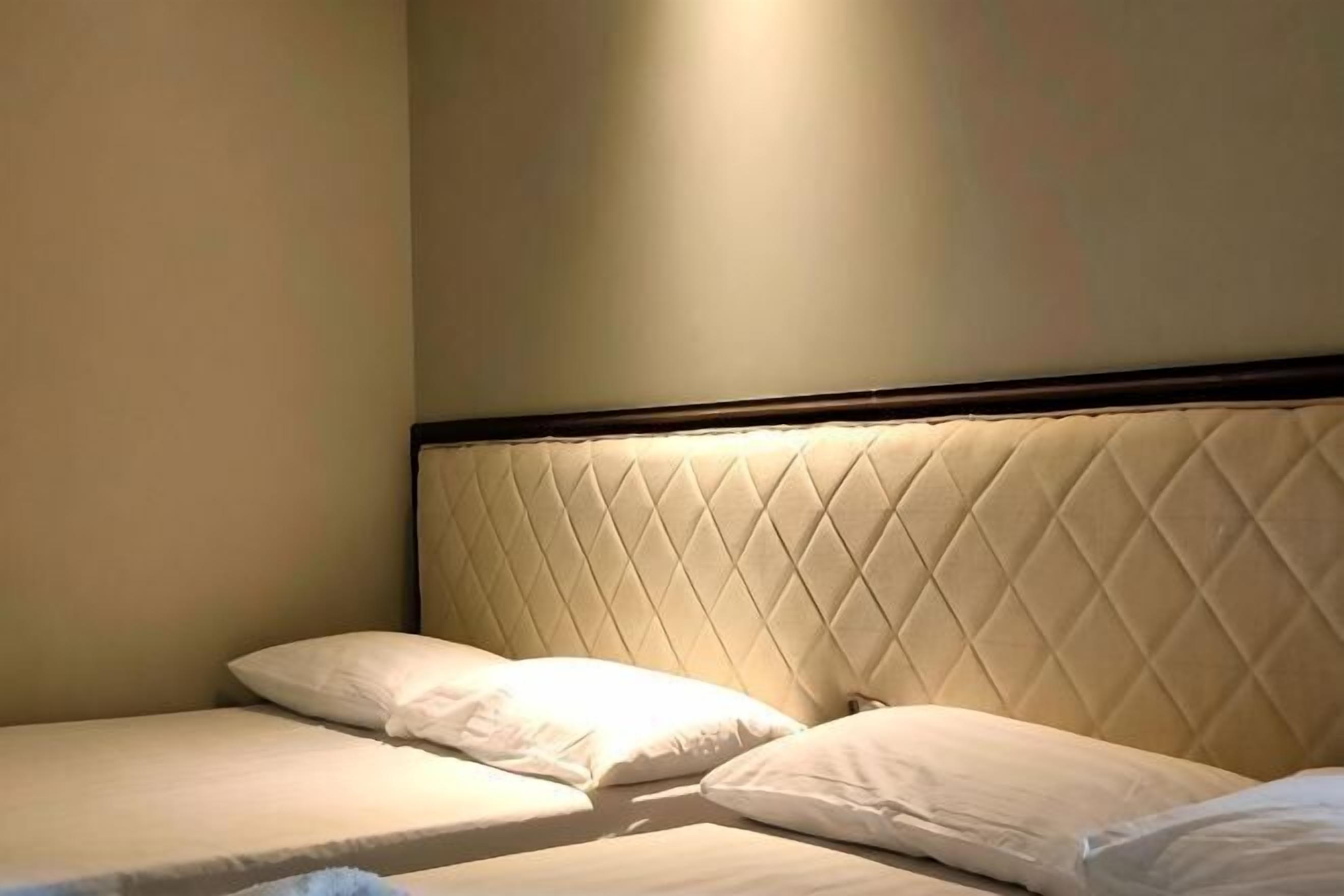 Desk, blackout drapes, free WiFi, bed sheets