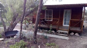 Basic Cabin, Multiple Beds, Non Smoking